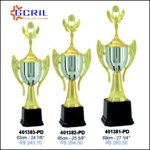 troféu metálico