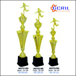 troféu metálico