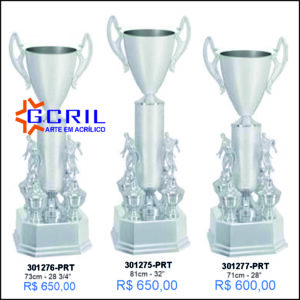 troféu metálico