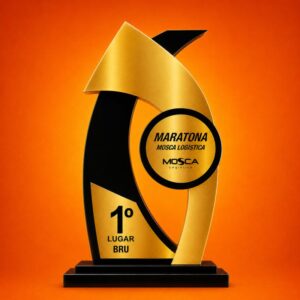troféu em acrílico dourado