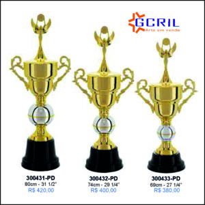 troféu metálico